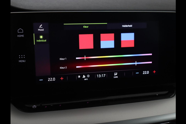 Škoda Octavia 1.0 TSI Business Edition | Carplay | Sfeerverlichting | Navigatie | Full LED | Parkeerhulp | Getint glas | Digital Cockpit