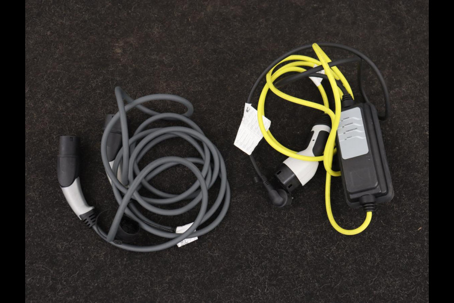 BMW 5 Serie 530e xDrive High Executive | Head-Up | Leder | Adaptive cruise | Stoelverwarming | 360 Camera | Harman/Kardon | Carplay | Live Cockpit | Laserlicht | Navigatie | Parkeerhulp | PHEV | Plug In