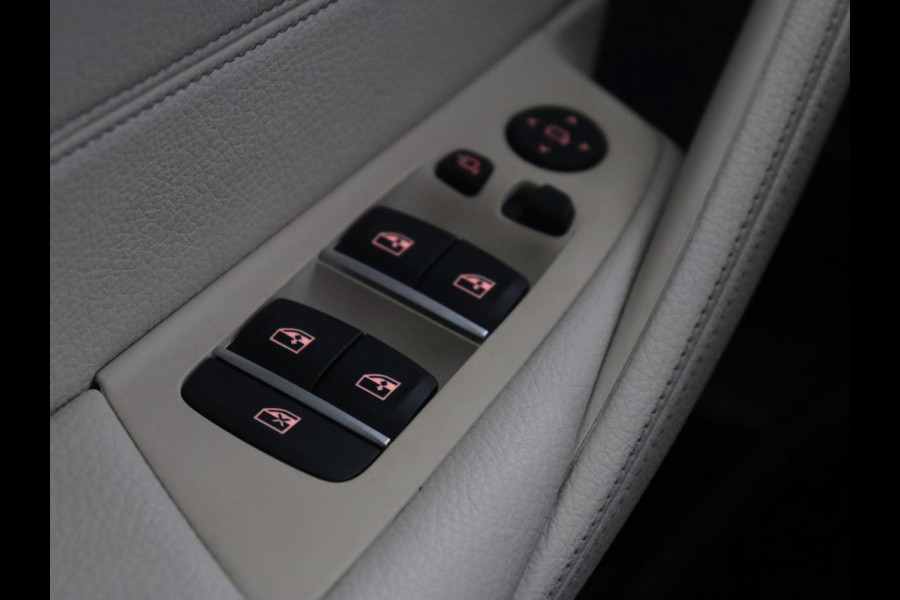 BMW 5 Serie 530e xDrive High Executive | Head-Up | Leder | Adaptive cruise | Stoelverwarming | 360 Camera | Harman/Kardon | Carplay | Live Cockpit | Laserlicht | Navigatie | Parkeerhulp | PHEV | Plug In