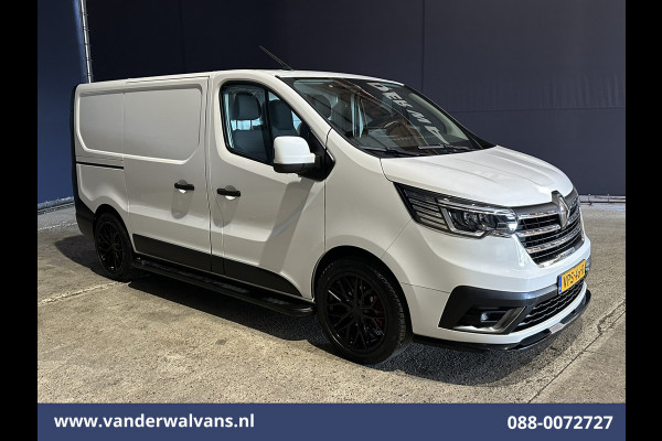 Renault Trafic 2.0 dCi 131pk L1H1 Euro6 Airco | LED | Navigatie | LM velgen | Cruisecontrol | 2500kg Trekhaak Parkeersensoren, Sidebars, Bijrijdersbank