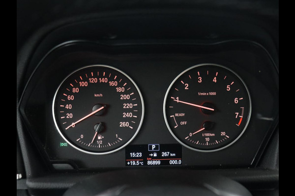BMW 2 Serie Active Tourer 218i High Executive | Leder | Stoelverwarming | Harman/Kardon | Trekhaak | Navigatie | Full LED | Climate control | Parkeerhulp | Cruise control