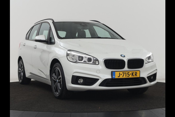 BMW 2 Serie Active Tourer 218i High Executive | Leder | Stoelverwarming | Harman/Kardon | Trekhaak | Navigatie | Full LED | Climate control | Parkeerhulp | Cruise control