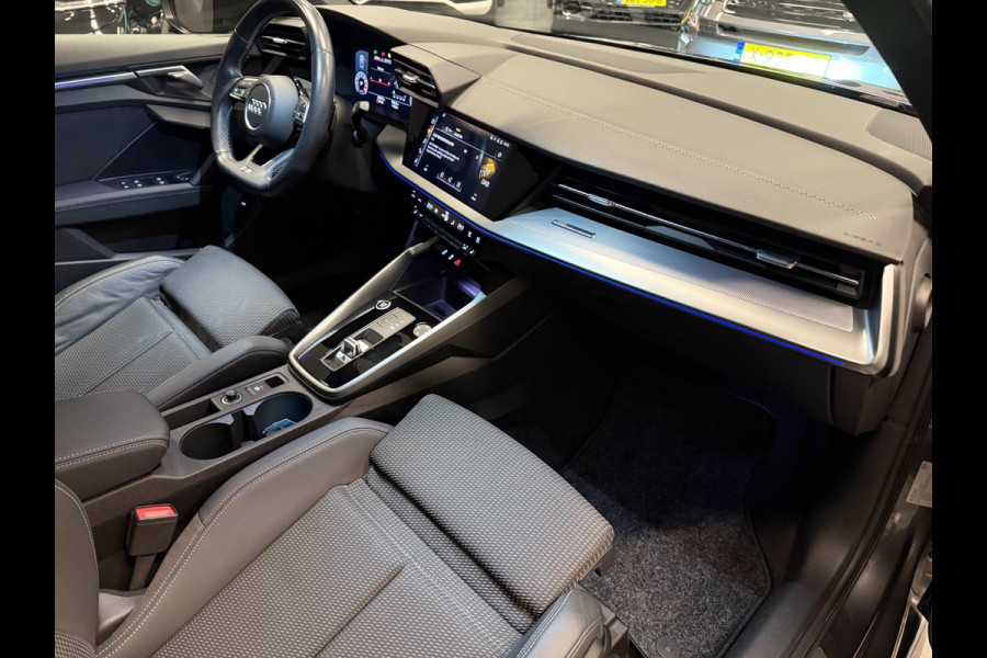 Audi A3 Limousine 35 TFSI 2X S-LINE BLACK-LINE V-COCKPIT/NAVI/DAB/CARPLAY/ECC/PDC/CRUISE///