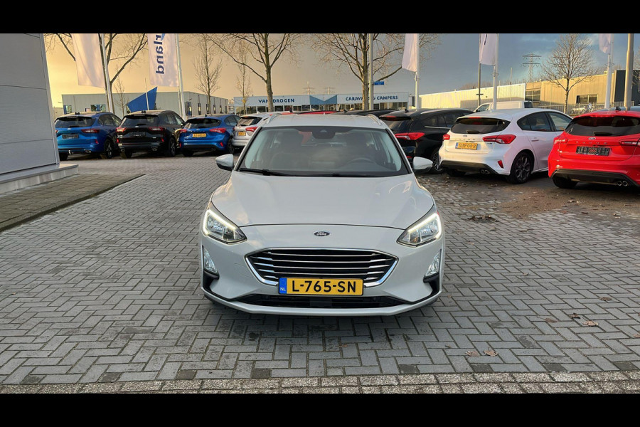 Ford FOCUS Wagon 1.0 EcoBoost Titanium Business | Trekhaak | Adaptieve cruise control | Winter Pack | All Seasons