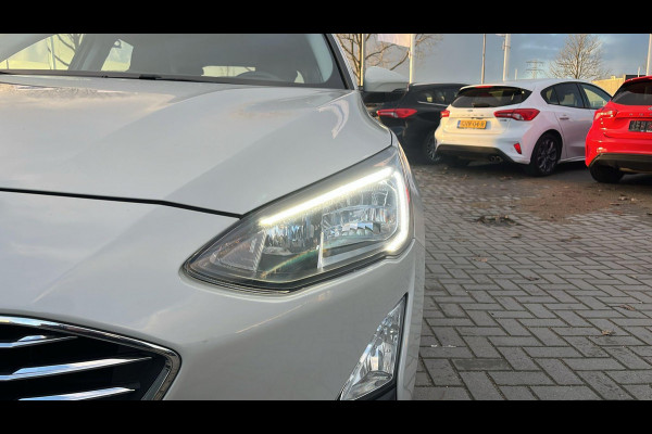 Ford FOCUS Wagon 1.0 EcoBoost Titanium Business | Trekhaak | Adaptieve cruise control | Winter Pack | All Seasons