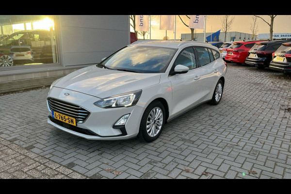 Ford FOCUS Wagon 1.0 EcoBoost Titanium Business | Trekhaak | Adaptieve cruise control | Winter Pack | All Seasons