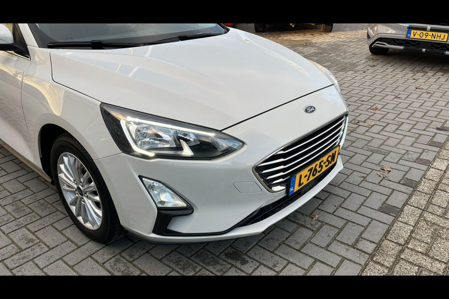 Ford FOCUS Wagon 1.0 EcoBoost Titanium Business | Trekhaak | Adaptieve cruise control | Winter Pack | All Seasons