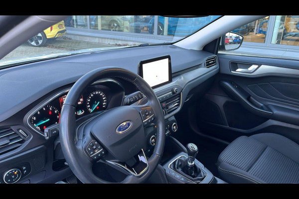 Ford FOCUS Wagon 1.0 EcoBoost Titanium Business | Trekhaak | Adaptieve cruise control | Winter Pack | All Seasons