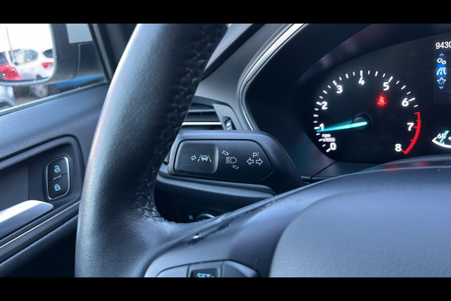 Ford FOCUS Wagon 1.0 EcoBoost Titanium Business | Trekhaak | Adaptieve cruise control | Winter Pack | All Seasons