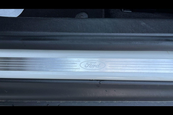 Ford FOCUS Wagon 1.0 EcoBoost Titanium Business | Trekhaak | Adaptieve cruise control | Winter Pack | All Seasons