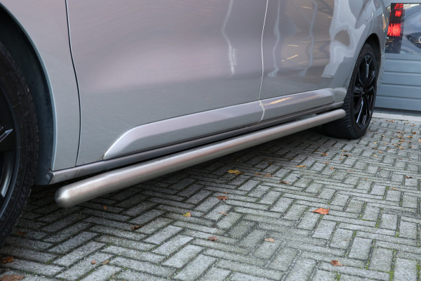 Peugeot Expert 2.0 BlueHDI 180 Premium Pack 177 PK | 3-Zitter | CarPlay | Camera | Dodehoek detector | Airco | Trekhaak | Imperiaal | Lederen bekleding | Nieuwe APK | NAP Logisch