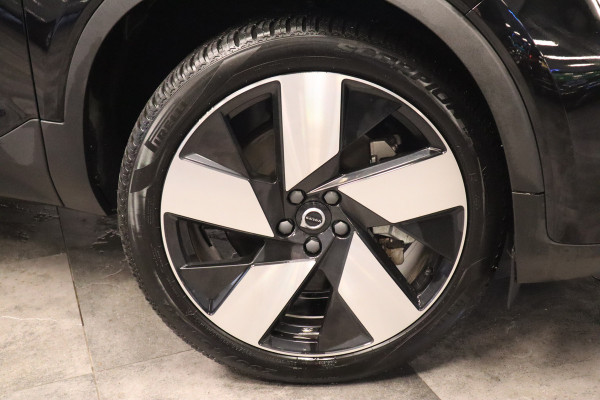 Volvo XC40 Single Motor Extended Range Plus 82 kWh ACC 20'' PDC Keyless Entry/Go