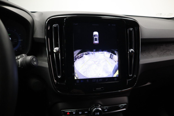 Volvo XC40 Single Motor Extended Range Plus 82 kWh ACC 20'' PDC Keyless Entry/Go