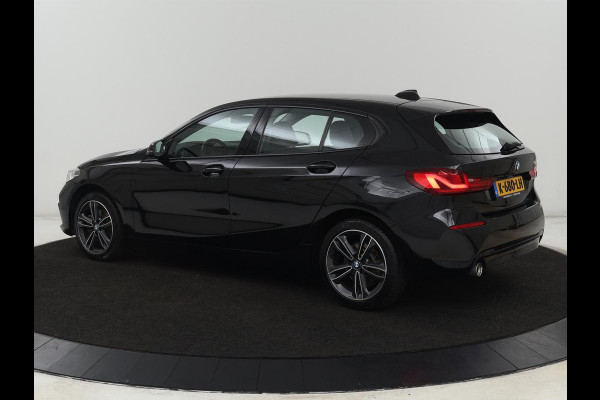 BMW 1-serie 118i Executive | Sport Line | Carplay | Sportstoelen | Full LED | Live Cockpit | Navigatie | Climate control | Parkeerhulp | Cruise control