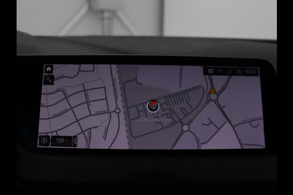 BMW 1-serie 118i Executive | Sport Line | Carplay | Sportstoelen | Full LED | Live Cockpit | Navigatie | Climate control | Parkeerhulp | Cruise control
