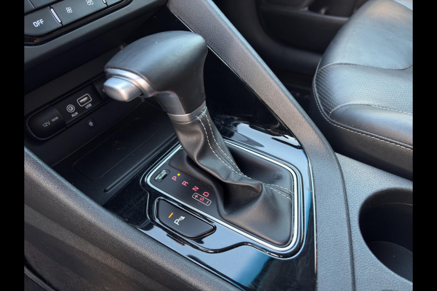 Kia Niro 1.6 GDi Hybrid BusinessLine Automaat | Elektrische Geheugenstoelen | Leder | Camera | Cruise | Sensoren | Stoelverwaming & Verkoeling |