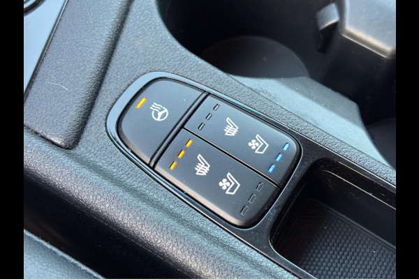 Kia Niro 1.6 GDi Hybrid BusinessLine Automaat | Elektrische Geheugenstoelen | Leder | Camera | Cruise | Sensoren | Stoelverwaming & Verkoeling |