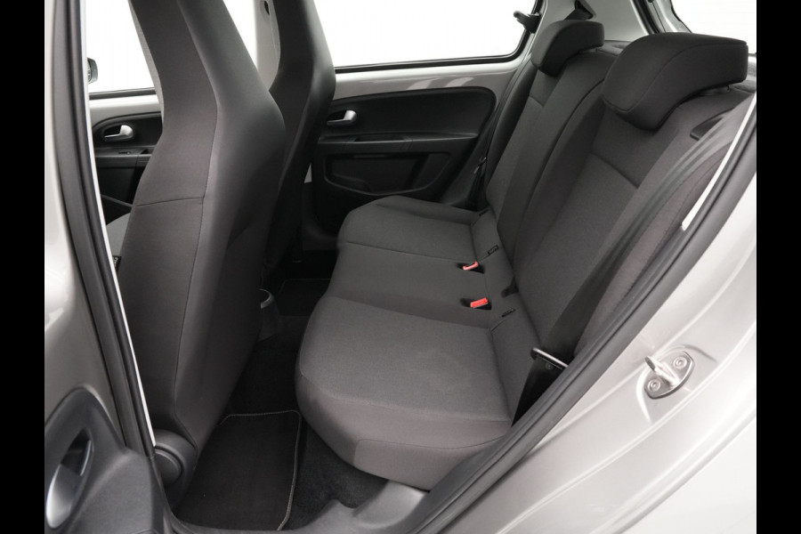 Volkswagen up! 1.0 BMT 60pk move up! Airco Dab Verwarmde spiegels Regensensor ARGON 259
