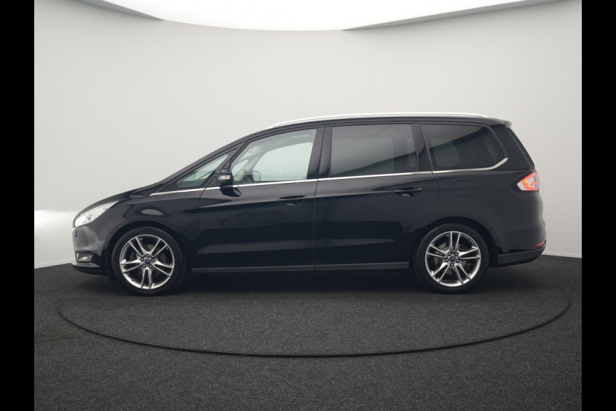 Ford Galaxy 2.0 Titanium 7-Persoons 241pk Dealer O.H. | Trekhaak Afn. | Panodak | Adaptive Cruise | Camera | Alcantara Sportstoelen Memory & Vewarmd | LED Koplampen | Keyless | Blis | Navigatie | DAB |