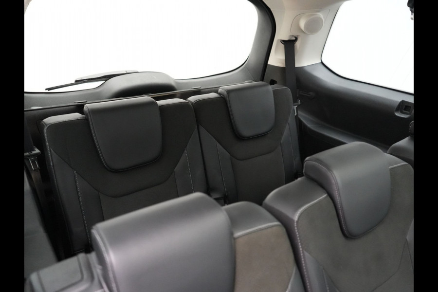 Ford Galaxy 2.0 Titanium 7-Persoons 241pk Dealer O.H. | Trekhaak Afn. | Panodak | Adaptive Cruise | Camera | Alcantara Sportstoelen Memory & Vewarmd | LED Koplampen | Keyless | Blis | Navigatie | DAB |