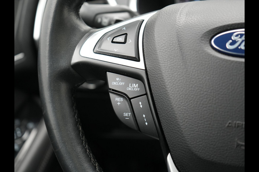 Ford Galaxy 2.0 Titanium 7-Persoons 241pk Dealer O.H. | Trekhaak Afn. | Panodak | Adaptive Cruise | Camera | Alcantara Sportstoelen Memory & Vewarmd | LED Koplampen | Keyless | Blis | Navigatie | DAB |