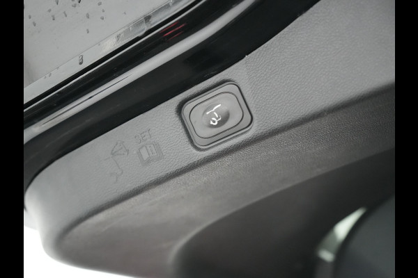 Ford Galaxy 2.0 Titanium 7-Persoons 241pk Dealer O.H. | Trekhaak Afn. | Panodak | Adaptive Cruise | Camera | Alcantara Sportstoelen Memory & Vewarmd | LED Koplampen | Keyless | Blis | Navigatie | DAB |