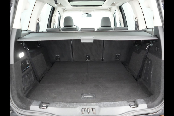 Ford Galaxy 2.0 Titanium 7-Persoons 241pk Dealer O.H. | Trekhaak Afn. | Panodak | Adaptive Cruise | Camera | Alcantara Sportstoelen Memory & Vewarmd | LED Koplampen | Keyless | Blis | Navigatie | DAB |