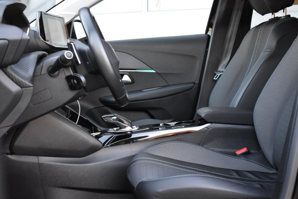 Peugeot 208 1.2 PureTech 100PK Aut. Allure Pack | Carplay | Camera | Cruise | Stoelverw. | Incl. garantie