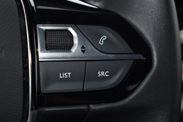 Peugeot 208 1.2 PureTech 100PK Aut. Allure Pack | Carplay | Camera | Cruise | Stoelverw. | Incl. garantie