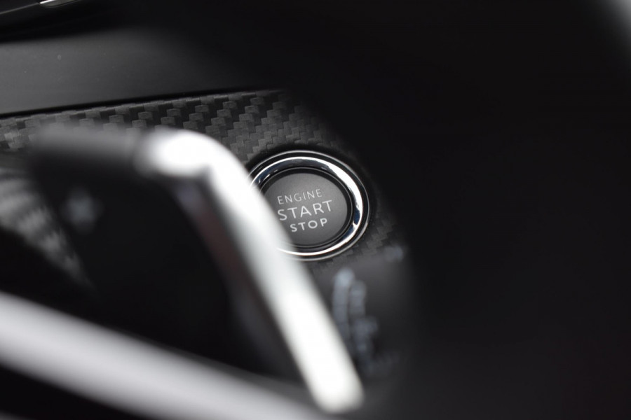 Peugeot 208 1.2 PureTech 100PK Aut. Allure Pack | Carplay | Camera | Cruise | Stoelverw. | Incl. garantie