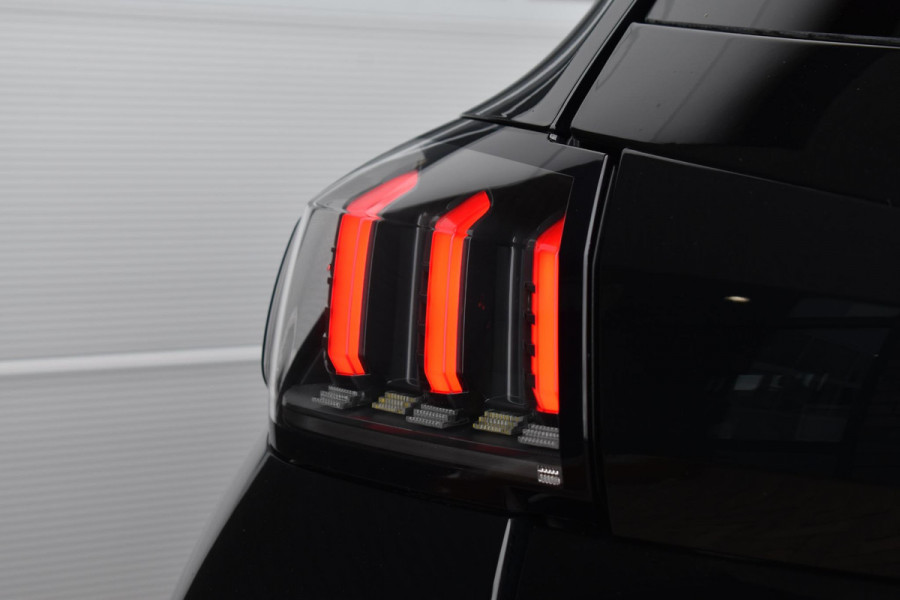 Peugeot 208 1.2 PureTech 100PK Aut. Allure Pack | Carplay | Camera | Cruise | Stoelverw. | Incl. garantie