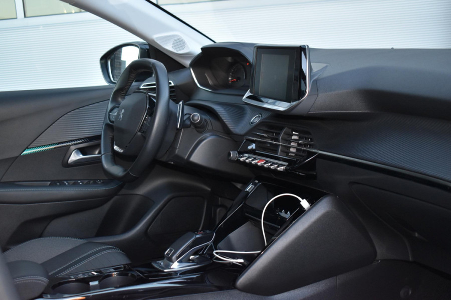 Peugeot 208 1.2 PureTech 100PK Aut. Allure Pack | Carplay | Camera | Cruise | Stoelverw. | Incl. garantie