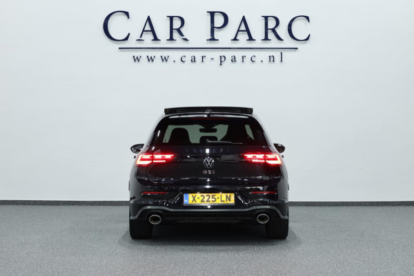 Volkswagen Golf 2.0 TSI GTI Clubsport 301+PK LED+IQ/PANO/HALF LEER+ALCANTARA+S.VERWARMING/19"/CAM/LINE/ACC/ECC/12 MND GARANTIE!