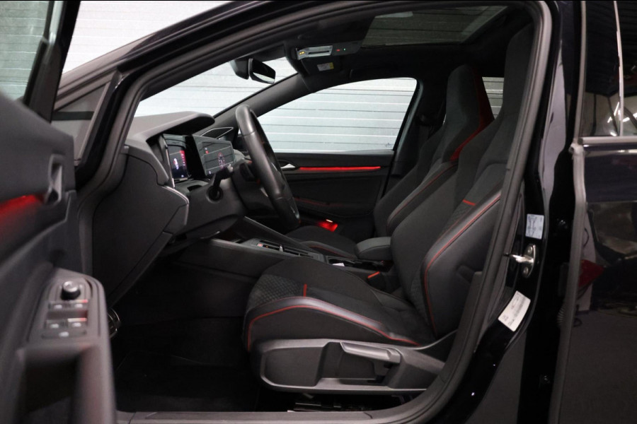 Volkswagen Golf 2.0 TSI GTI Clubsport 301+PK LED+IQ/PANO/HALF LEER+ALCANTARA+S.VERWARMING/19"/CAM/LINE/ACC/ECC/12 MND GARANTIE!