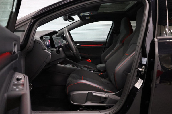 Volkswagen Golf 2.0 TSI GTI Clubsport 301+PK LED+IQ/PANO/HALF LEER+ALCANTARA+S.VERWARMING/19"/CAM/LINE/ACC/ECC/12 MND GARANTIE!