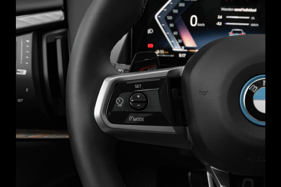 BMW X3 30e xDrive M-Sport Pro - Pano - ACC - Trekhaak - Stuurwiel Verwarmd