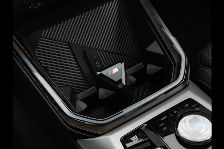 BMW X3 30e xDrive M-Sport Pro - Pano - ACC - Trekhaak - Stuurwiel Verwarmd