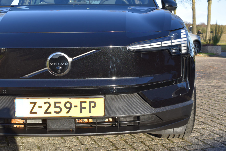 Volvo EX30 Twin Motor Performance 428PK Ultra 69 kWh | SoH 98,5% | 20'' Heico | Panodak | 1e eigenaar | 360 Camera | Stoelverwarming