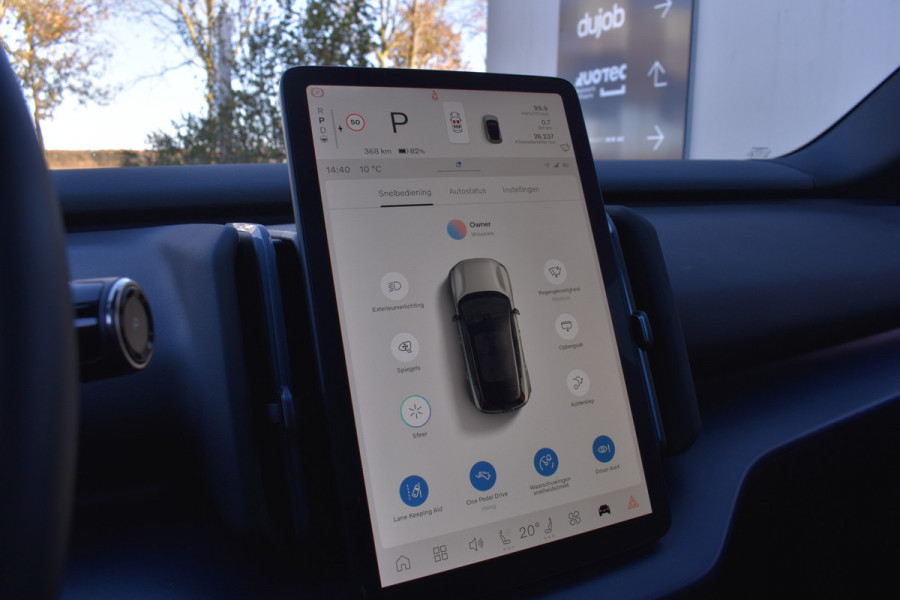 Volvo EX30 Twin Motor Performance 428PK Ultra 69 kWh | SoH 98,5% | 20'' Heico | Panodak | 1e eigenaar | 360 Camera | Stoelverwarming