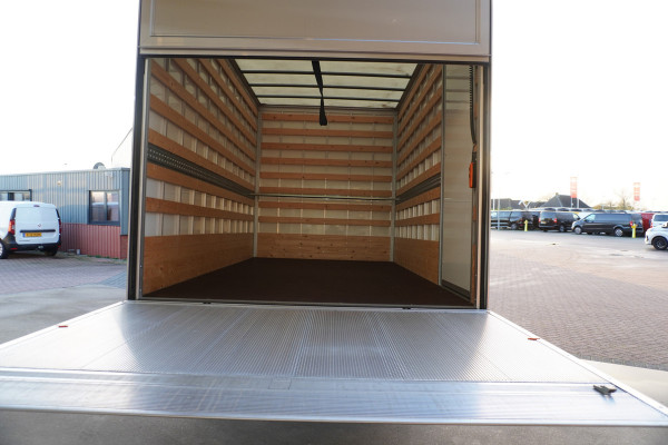 Renault Master T35 2.3 dCi 165PK Dubbel lucht Meubelbak + laadklep nr. V104 | Airco | Cruise | Navi