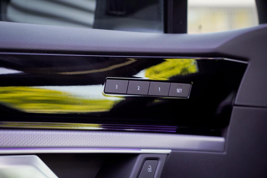 Volkswagen Touareg 3.0 TSi 4MOTION R / Pano / Luchtvering / Incl BTW / ACC