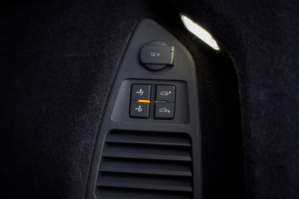 Volkswagen Touareg 3.0 TSi 4MOTION R / Pano / Luchtvering / Incl BTW / ACC