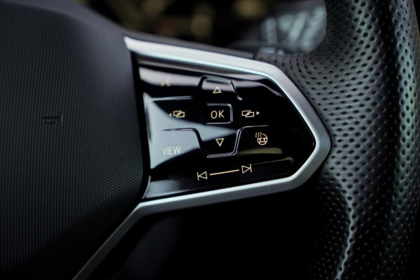 Volkswagen Touareg 3.0 TSi 4MOTION R / Pano / Luchtvering / Incl BTW / ACC