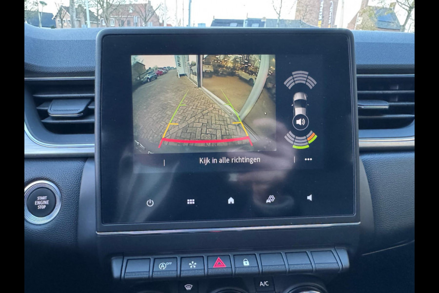 Renault Captur TCe 100 Intens Lage km stand! / Navi / Clima / LM velgen / P-sensoren + camera