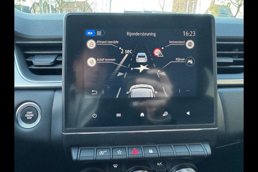 Renault Captur TCe 100 Intens Lage km stand! / Navi / Clima / LM velgen / P-sensoren + camera