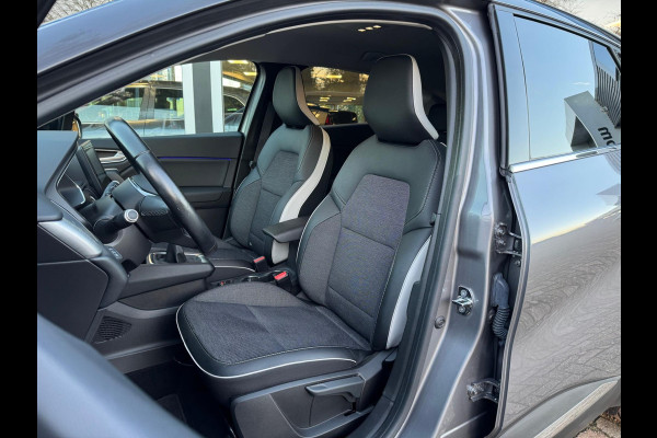 Renault Captur TCe 100 Intens Lage km stand! / Navi / Clima / LM velgen / P-sensoren + camera