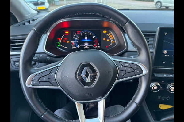 Renault Captur TCe 100 Intens Lage km stand! / Navi / Clima / LM velgen / P-sensoren + camera