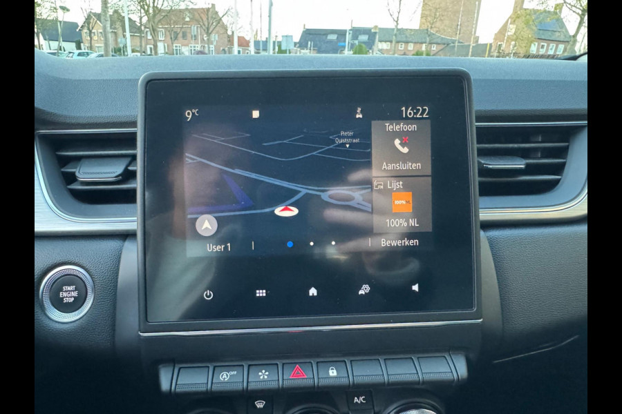 Renault Captur TCe 100 Intens Lage km stand! / Navi / Clima / LM velgen / P-sensoren + camera