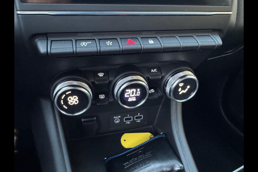 Renault Captur TCe 100 Intens Lage km stand! / Navi / Clima / LM velgen / P-sensoren + camera