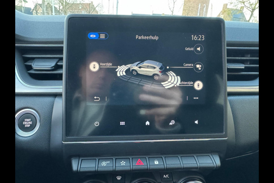 Renault Captur TCe 100 Intens Lage km stand! / Navi / Clima / LM velgen / P-sensoren + camera